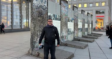 قصة الجدار الذي حولته المانيا في عهد هيلموت كول لمصدر للقوة والوحدة