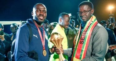 رئيس السنغال يستقبل أبطال كأس أمم أفريقيا فى داكار.. فيديو