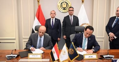 وزير التموين ورئيس الرقابة المالية يشهدان توقيع بروتوكول تعاون