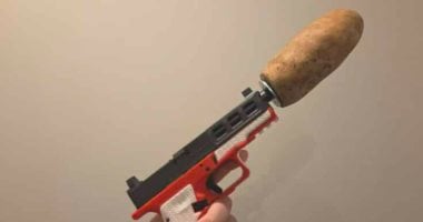 تسجيل حبة بطاطس ككاتم صوت يثير الجدل حول القوانين الأمريكية