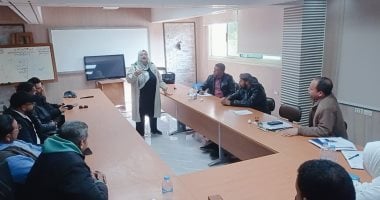 محاضرة حول تشريعات السلامة والصحة المهنية بقانون العمل الجديد فى الإسماعيلية