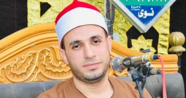 مصر دولة التلاوة.. القارئ محمد فتح الله بيبرس من قرية أولاد مهنا بالشرقية وصولا للعالمية.. بدأ حفظ كلام الله فى سن السادسة واجتاز اختبارات إذاعة القرآن الكريم بأول مرة.. وحصد المركز الأول عالميا بمسابقة بريكس
