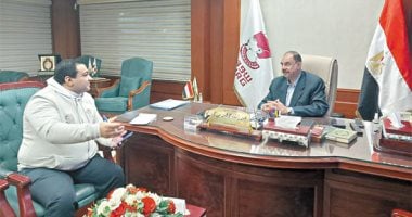 محافظ سوهاج لـ"اليوم السابع": عودة قوية للمشهد التنموى باستغلال الأصول وتطوير الصحة والسياحة.. سراج يؤكد: تنفيذ توجيهات الرئيس السيسى لتحقيق نهضة تنموية وخدمية.. تطوير البنية التحتية وربط المراكز أبرز الملفات