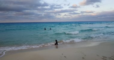 منطقة شاطئ وهضبة عجيبة فى مطروح على موعد مع التطوير.. الإعداد لإقامة مشروعات استثمارية سياحية لاستغلال المقومات الشاطئية الفريدة.. الشاطئ والهضبة ضمن أجمل 50 شاطئا بالعالم.. مزار طبيعى يتمتع بمشاهد خلابة.. صور