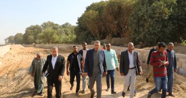 محافظ أسوان يتفقد ممشى السباعية ويوجه بامتداد جديد