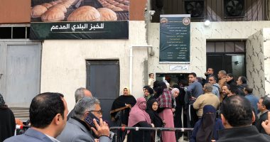 محافظ الدقهلية يتفقد العمل بمخبز المحافظة الكبير بالمنصورة