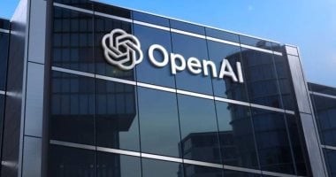 OpenAI تدخل عالم الأجهزة القابلة للارتداء بسماعات «Sweet Pea» الذكية 
