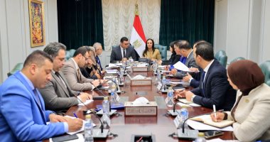 وزيرا التضامن والإسكان يناقشان سبل تيسير إجراءات التراخيص للحضانات