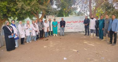 قافلة بيطرية مجانية بقرية سفلاق فى سوهاج لعلاج الحيوانات بالمجان