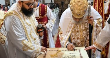 مطران حلوان يدشّن كنيسة الشهيدة دميانة والأنبا أبرآم بالمعصرة بعد تجديدها
