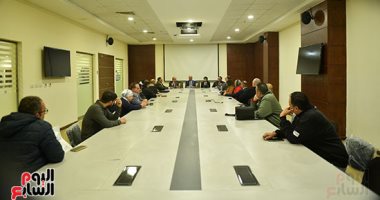 كتاب "مرآة الحرمين" رحلة تاريخية وروحية عن رحلة الحج بعيون مصرية.. صور 