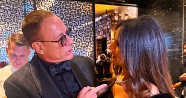 زينة مع النجم العالمي فان دام