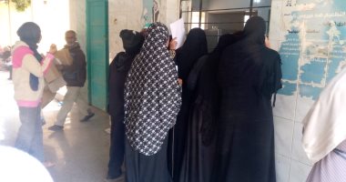 الكشف على 473 مواطنا في قافلة طبية مجانية بقرية البحري قمولا فى نقادة 