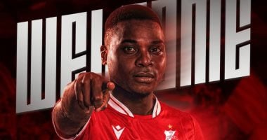 أهلي بنغازي يضم لويس ميكيسونـي لاعب الأهلي السابق