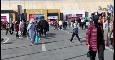 انطلاق اليوم الثاني لمعرض القاهرة الدولي للكتاب وسط إقبال جماهيري واسع