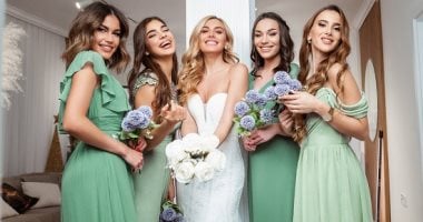 اللون الكرنبى موضة 2026.. فساتين الشتاء والصيف المبهجة