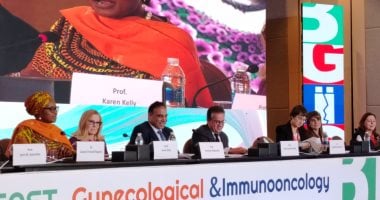 إشادة عالمية بالمبادرة الرئاسية لصحة المرأة وبالأدوية المصرية بالمؤتمر الدولى للأورام.. وزير الصحة: قدمنا 66.7 مليون زيارة واستفادت 23 مليون سيدة.. خبير أرمينى: زوجتى توصينى بشراء الباراسيتامول المصرى لأنه فعال