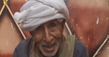 فرحان إدريس يكتب اسمه على شهادة الأمل