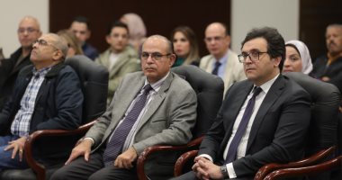 وزير الثقافة يشهد مناقشة «شاهد على الحرب والسلام» و«شهادتى» لأحمد أبو الغيط