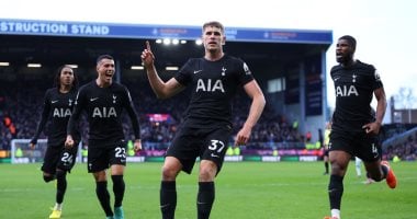 تعادل ناري بين بيرنلي ضد توتنهام 2-2 في الدوري الإنجليزي الممتاز