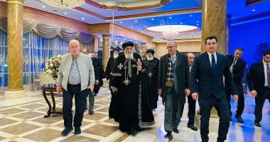 قداسة البابا يصل إلى أرض الوطن