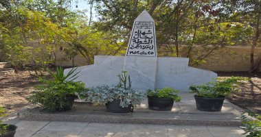 هنا دفن شهداء معركة الشرطة بالإسماعيلية.. فيديو وصور