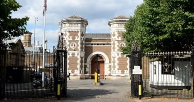 اعتقال 86 شخصا للاشتباه فى اقتحامهم سجنا فى بريطانيا.. ما القصة؟