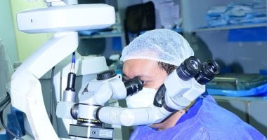 إجراء 85 عملية مياه بيضاء في يوم واحد للقضاء على قوائم الانتظار فى سوهاج