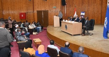 جامعة قناة السويس تطلق معسكر "عيش التجربة" لصناعة قيادات المستقبل