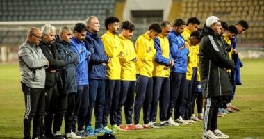 طارق العشرى يبدأ مشواره مع الإسماعيلى بسجدة ودعاء.. صورة