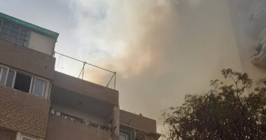 اشتعال حريق بشقة في الدقي والحماية المدنية تحاصر النيران