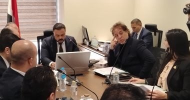 نائب لممثل التعليم: هل نعدل القانون مع كل تغيير فى اللائحة؟.. والمسؤول يرد