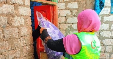 صناع الخير عضو التحالف الوطنى توزع بطاطين على الفئات الأكثر احتياجًا بأسيوط