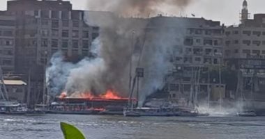 جانب من الحريق