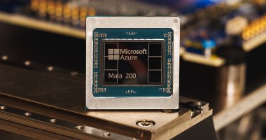كل ما تحتاج معرفته عن شريحة مايكروسوفت الجديدة Maia 200 لتحسين أداء نماذج الـ AI