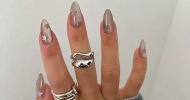 موضة أظافر عين القطة 2026.. سحر مغناطيسي يخطف الأنظار