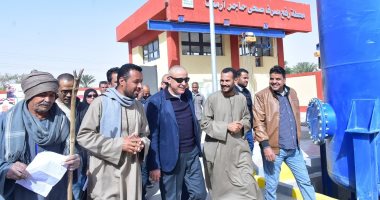بتكلفة 565 مليون جنيه.. محافظ الأقصر يتفقد محطات معالجة ورفع الصرف الصحى بأرمنت