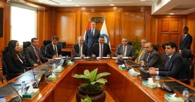 وزير البترول يشهد توقيع مذكرة تفاهم مع "شينج فا" للاستثمار في تعظيم القيمة المضافة