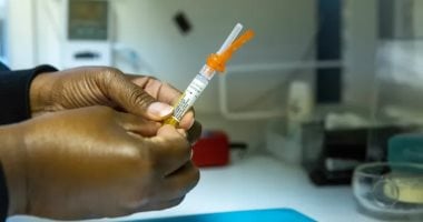 غينيا بيساو ترفض تحويل أطفالها حقل تجارب لدراسة علمية أمريكية لفيروس بي الكبدي