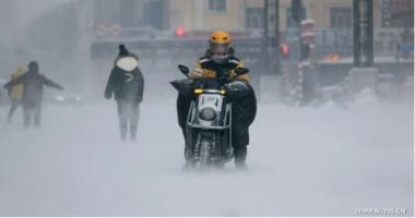 العالم هذا المساء.. العاصفة تشاندرا تسجل أرقاما قياسية جديدة لهطول الأمطار في يناير بأنحاء بريطانيا.. ومصرع 12 شخصا جراء هجوم على مركز شرطة فى النيجر.. ومستوطنون يطلقون النار صوب منازل الفلسطينيين جنوب نابلس