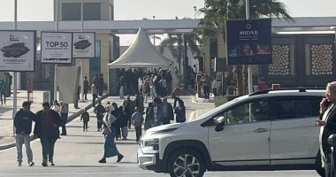 بدء توافد الجمهور على معرض القاهرة الدولى للكتاب فى يومه السادس