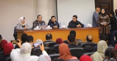 وزير الرياضة ومحافظ دمياط يعقدان لقاء حواريا مع القوى الشبابية بمركز الابتكار