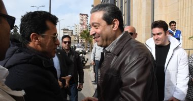 وزير الشباب والرياضة يجري جولة تفقدية بمحافظة دمياط