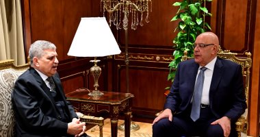 هشام بدوى خلال لقائه رئيس هيئة قناة السويس: المجرى الملاحى نموذج وطنى ناجح