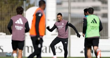 أرنولد يشارك في مران الريال 