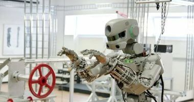 الروبوتات البشرية الصينية تنتقل من المختبرات إلى المنازل لدعم الرعاية المنزلية