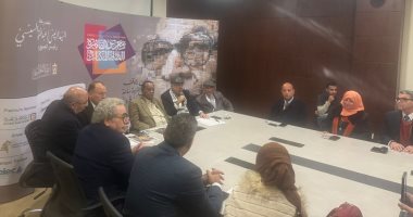 أدباء عرب فى ندوة بمعرض الكتاب: مصر تاريخ وثقافة ووحدة عربية
