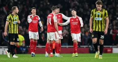 أرسنال ضد كايرات.. شوط مثير ينتهى بتقدم المدفعجية 3-1.. فيديو