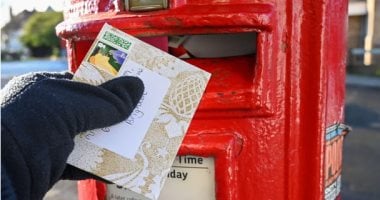 16 مليون بريطاني يحصلون على رسائل وطرود عيد الميلاد متأخرا .. ما القصة؟