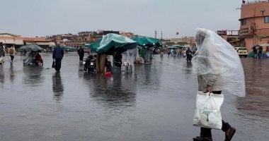 تداعيات التغير المناخى بحوض المتوسط تلاحق الدول المغاربية.. إعصار هارى يجتاح الجزائر وتعليق الدراسة فى 47 ولاية وإغلاق المنتزهات العامة.. وتونس تعلن درجة إنذار كبيرة فى 4 ولايات.. والمغرب يواجه الفيضانات مجددًا